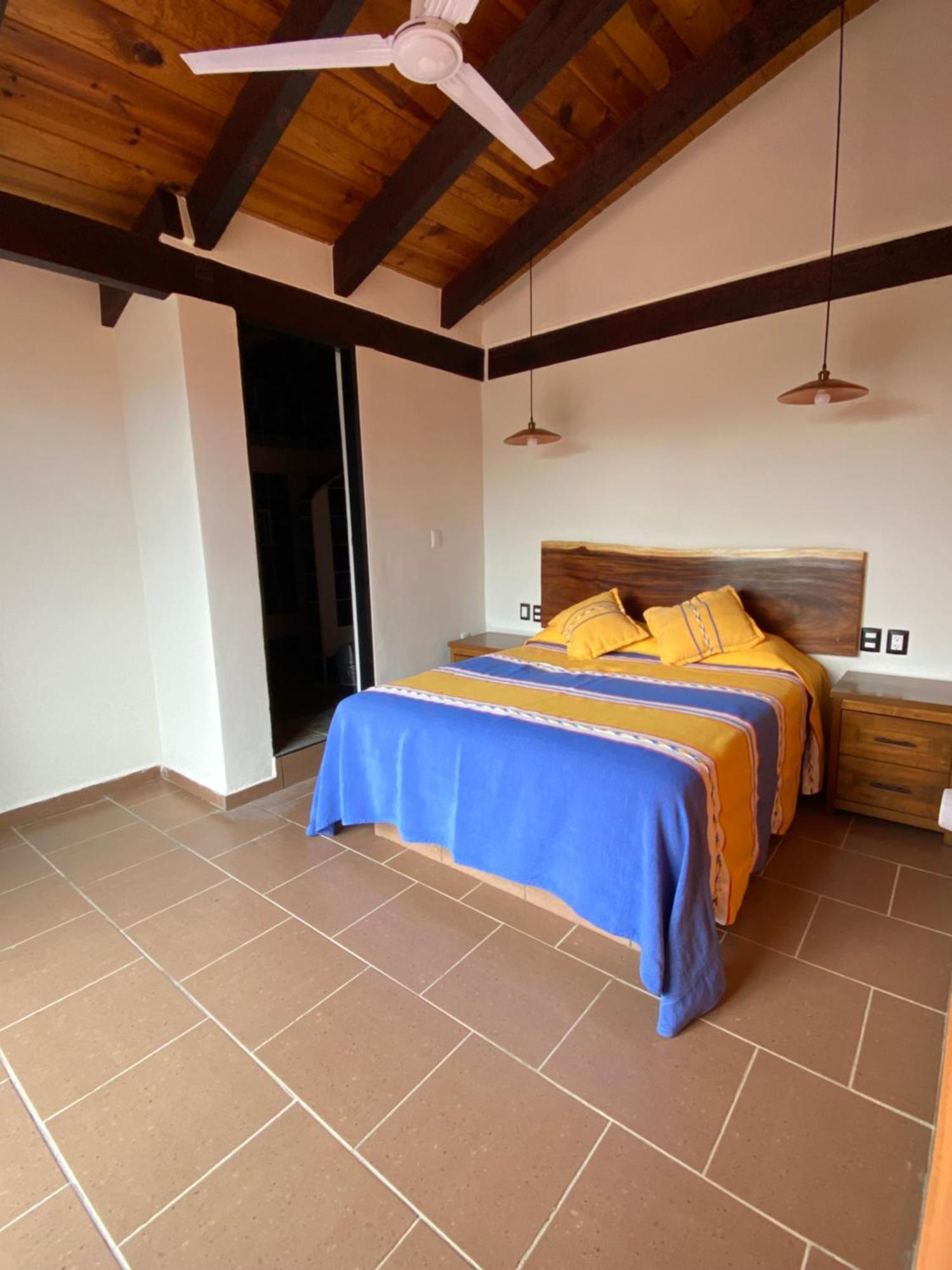Hospedaje Anturios Valle De Bravo Eksteriør bilde
